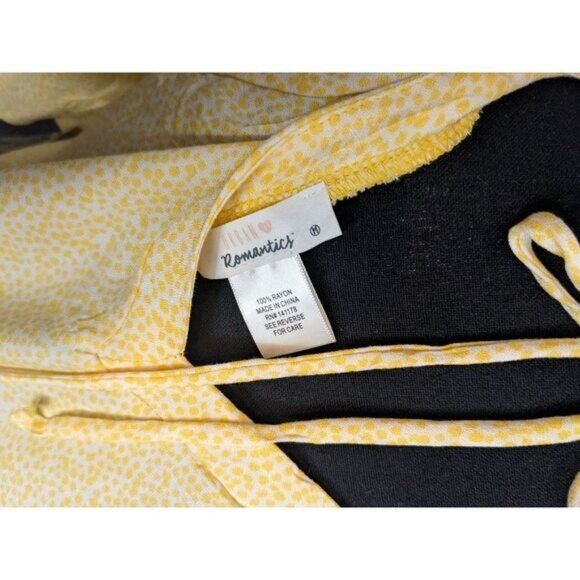 NWT Urban Romantics Yellow Short Sleeve Blouse - M - Picture 5 of 10